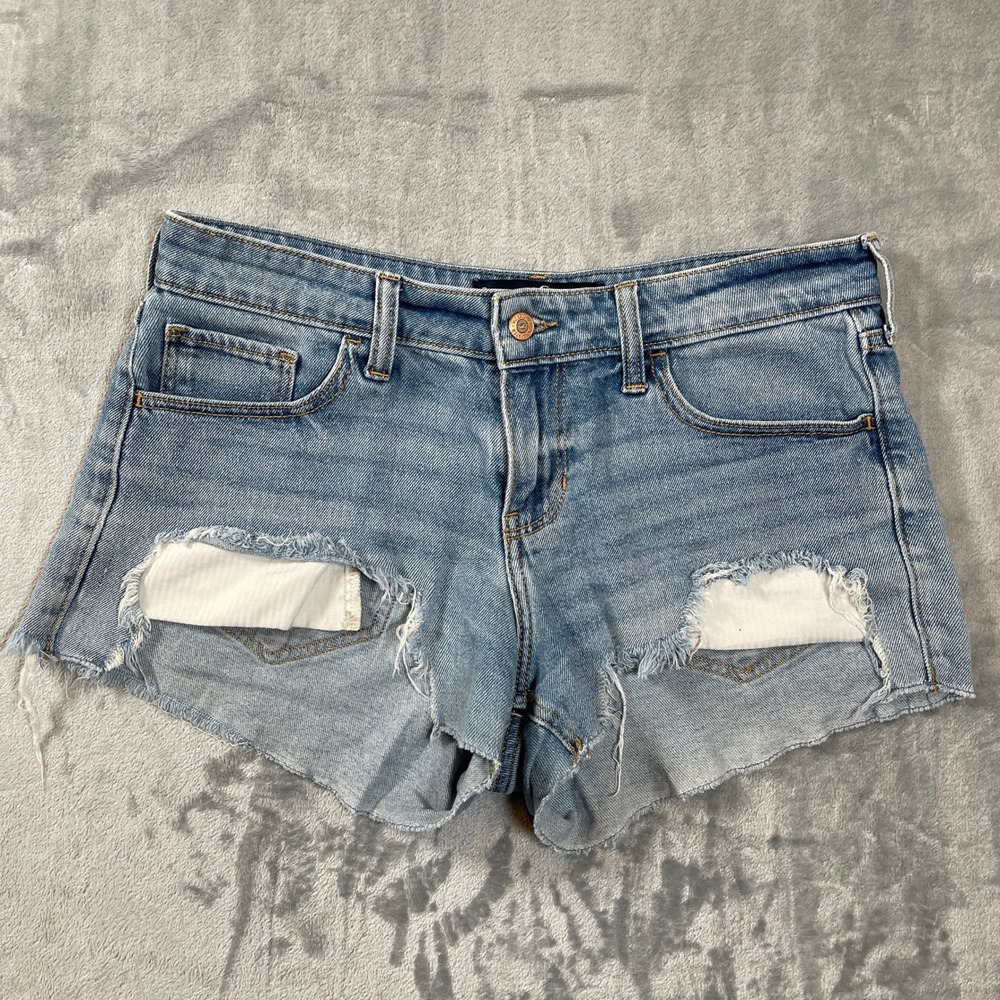 Hollister Shorts 7 W28 Low Rise Boyfriend Light Wash Distressed‎ Denim 3" Inseam